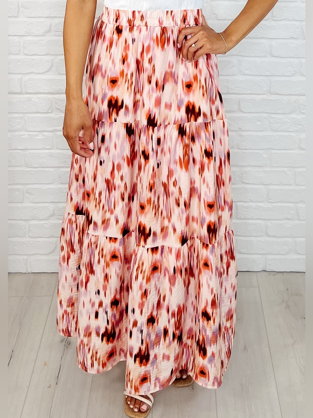 Brand New Women's Pink Abstract Tiered Maxi Skirt